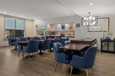 Photo 2 - Comfort Inn Newport News - Hampton I-64