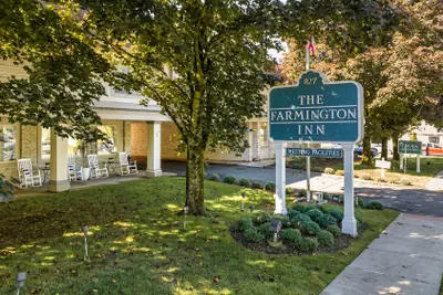 Photo 2 - The Farmington Inn & Suites