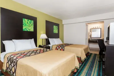 Photo 4 - Super 8 by Wyndham Augusta