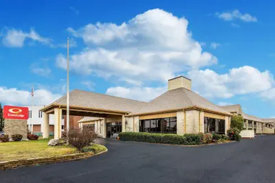 Photo 2 - Econo Lodge Naval Station Norfolk