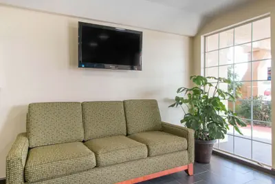 Photo 4 - Quality Inn & Suites Crescent City Redwood Coast