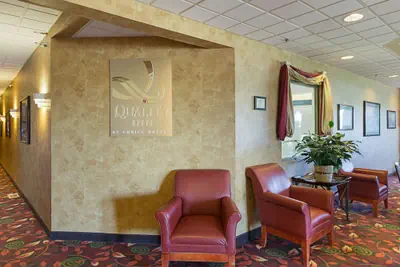 Photo 5 - Quality Inn Fairmont
