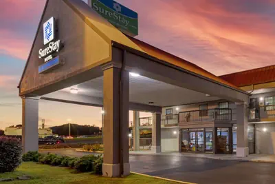 Photo 2 - SureStay Hotel by Best Western Lenoir City
