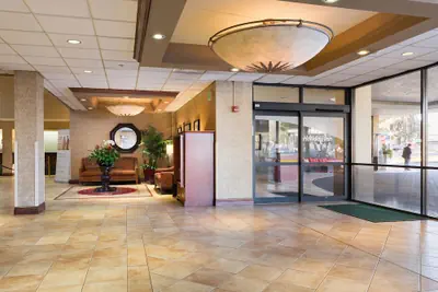 Photo 2 - Holiday Inn Sacramento Downtown-Arena by IHG