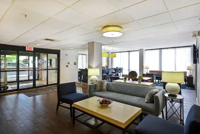 Photo 4 - Hampton Inn Detroit/Madison Heights/South Troy