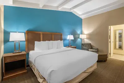 Photo 5 - Best Western Charleston Inn