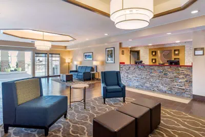 Photo 4 - Comfort Inn & Suites Klamath Falls