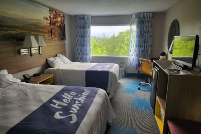 Photo 3 - Days Inn by Wyndham Dahlonega University Area