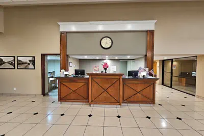 Photo 2 - Clarion Inn & Suites Roswell