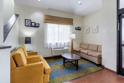 Photo 4 - Sleep Inn Ogden near Event Center