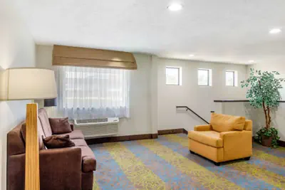 Photo 3 - Sleep Inn Ogden near Event Center