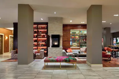 Photo 5 - Renaissance Asheville Downtown Hotel