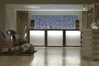 Photo 3 - Renaissance Asheville Downtown Hotel