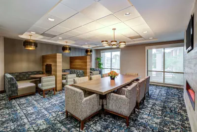 Photo 3 - Hilton Garden Inn Boston/Waltham
