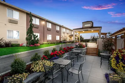 Photo 2 - Red Lion Inn & Suites Sequim
