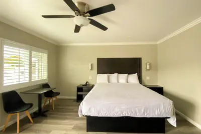 Photo 5 - Rockview Inn and Suites - Morro Bay CA