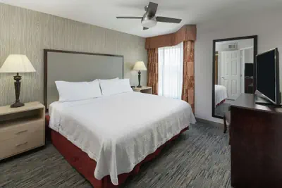 Photo 2 - Homewood Suites by Hilton Chicago - Schaumburg