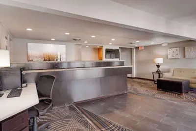 Photo 2 - SureStay by Best Western Miles City