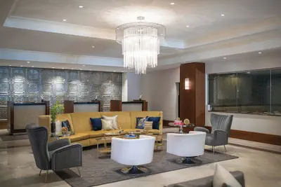 Photo 4 - Renaissance Des Moines Savery Hotel