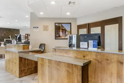 Photo 4 - Best Western InnSuites Tucson Foothills Hotel & Suites