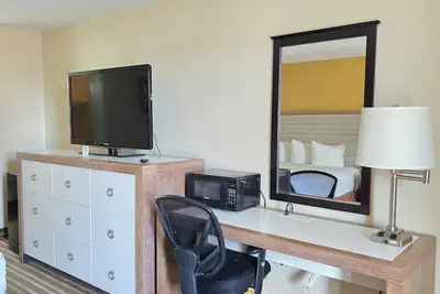 Photo 5 - Chattanooga Heritage Inn