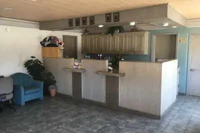 Photo 2 - Budget Inn La Fonda Motel