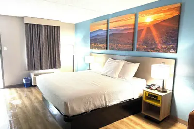 Photo 5 - Days Inn by Wyndham Harriman