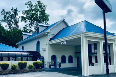 Photo 2 - Days Inn by Wyndham Harriman