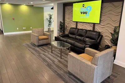 Photo 4 - Sleep Inn & Suites Memphis Southeast