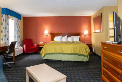 Photo 5 - SHELBY INN