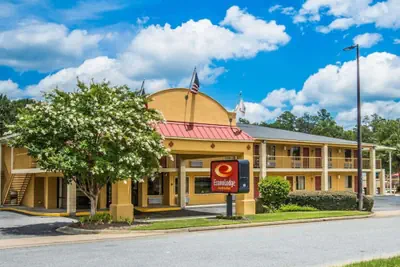 Photo 2 - Econo Lodge Inn & Suites Columbus near Fort Benning