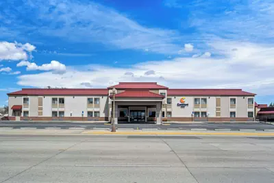 Photo 2 - Comfort Inn at Buffalo Bill Village Resort