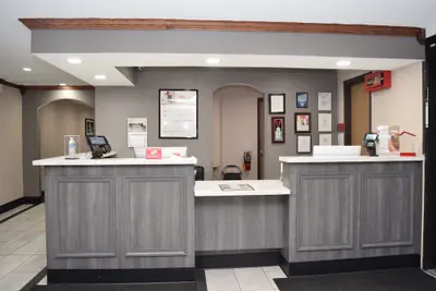 Photo 4 - Red Roof Inn Batavia