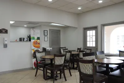 Photo 4 - Quality Inn & Suites Covington