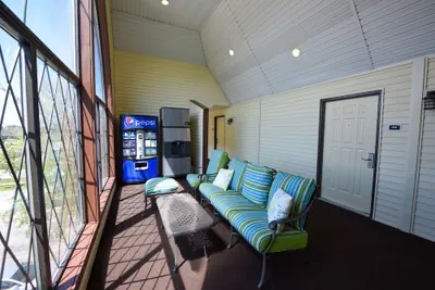 Photo 5 - Best Western Plus Dockside Waterfront Inn