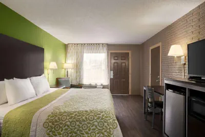Photo 5 - Days Inn by Wyndham Hardeeville/ I-95 State Line