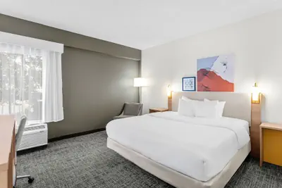 Photo 5 - Spark by Hilton Des Plaines Chicago O'Hare