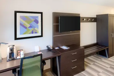 Photo 4 - Holiday Inn Express Newberg - Wine Country by IHG