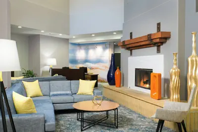 Photo 3 - Courtyard by Marriott Old Town