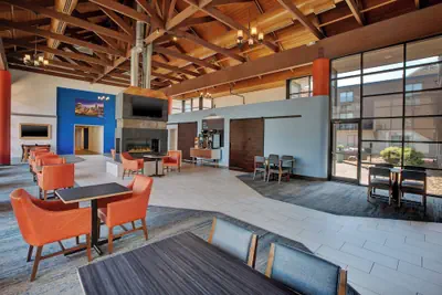 Photo 4 - Holiday Inn Express Nashville Airport by IHG