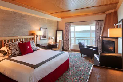Photo 5 - The Edgewater Hotel