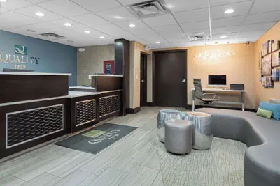 Photo 4 - Quality Inn Asheville Downtown Tunnel Road