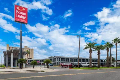 Photo 2 - Econo Lodge Inn & Suites Laredo - Nuevo Laredo