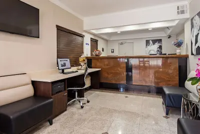 Photo 3 - Best Western Hollywood Plaza Hotel - Walk of Fame Film City LA