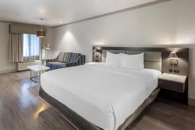 Photo 4 - Best Western Plus Executive Suites