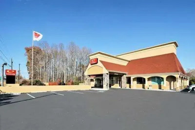 Photo 2 - Econo Lodge Salisbury South
