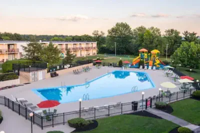Photo 2 - Red Lion Hotel Harrisburg Hershey