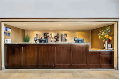 Photo 4 - Best Western Chicago - Downers Grove