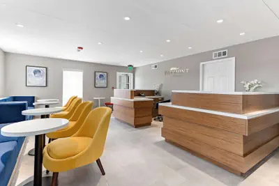 Photo 3 - Baymont by Wyndham Beaumont