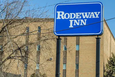 Photo 2 - Rodeway Inn Allentown South